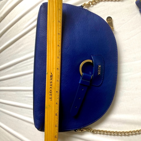 Ri2K crossbody. use as a clutch. electric-blue halfmoon. - Picture 9 of 12